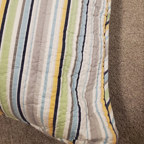 HOMESENSE-Beautiful striped, GIANT pillow 24"x24" square NWOT - Picture 2 of 4